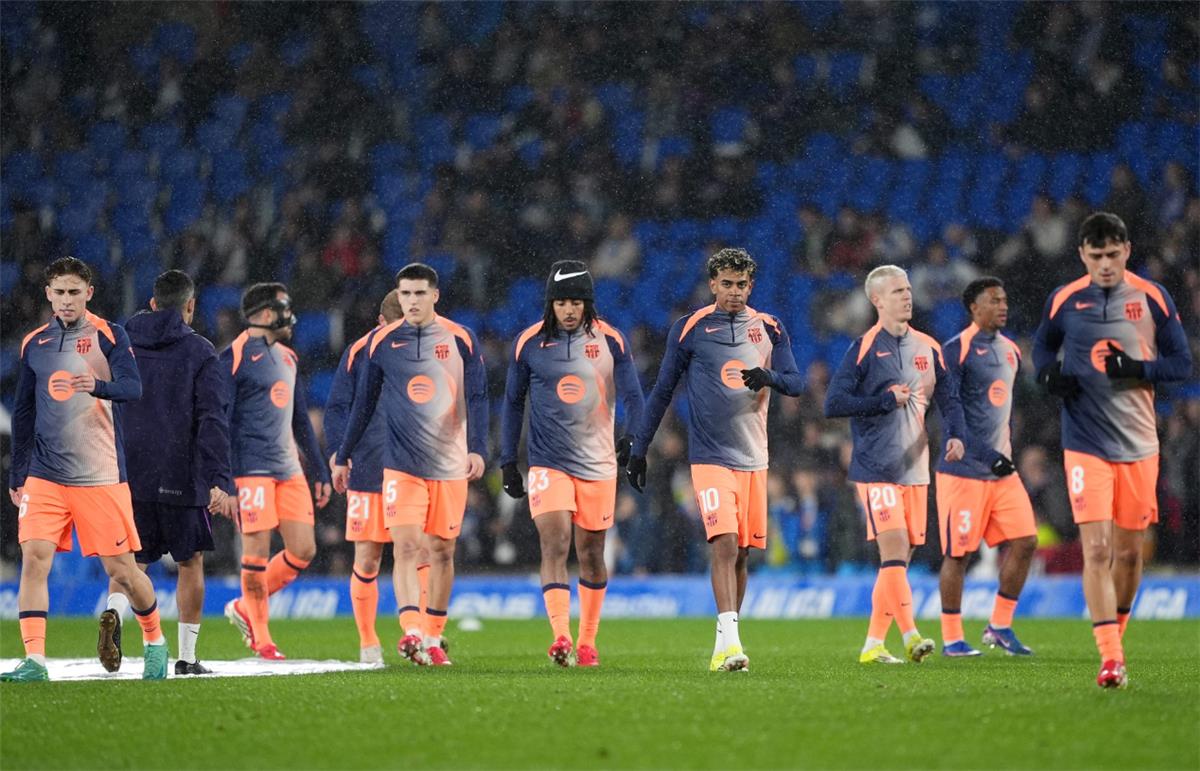 تشكيل برشلونة أمام أتلتيك بلباو في الدوري الإسباني.. رافينها بديلًا