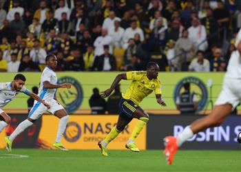 النصر يخطف فوز ا قاتل ا من نيوم في الدوري السعودي