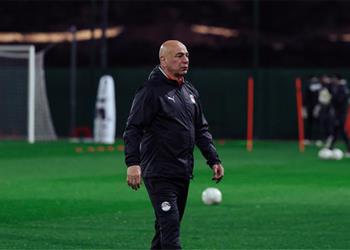 خاص حسام حسن يدرس ضم لاعب الأهلي لأول مرة لمنتخب مصر