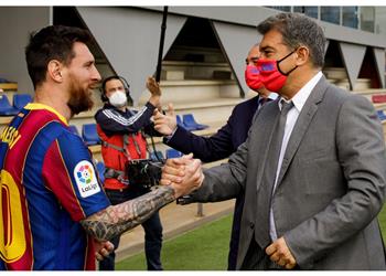 فونت يهاجم لابورتا له تاريخ من الأكاذيب وما فعله مع ميسي أمر مشين