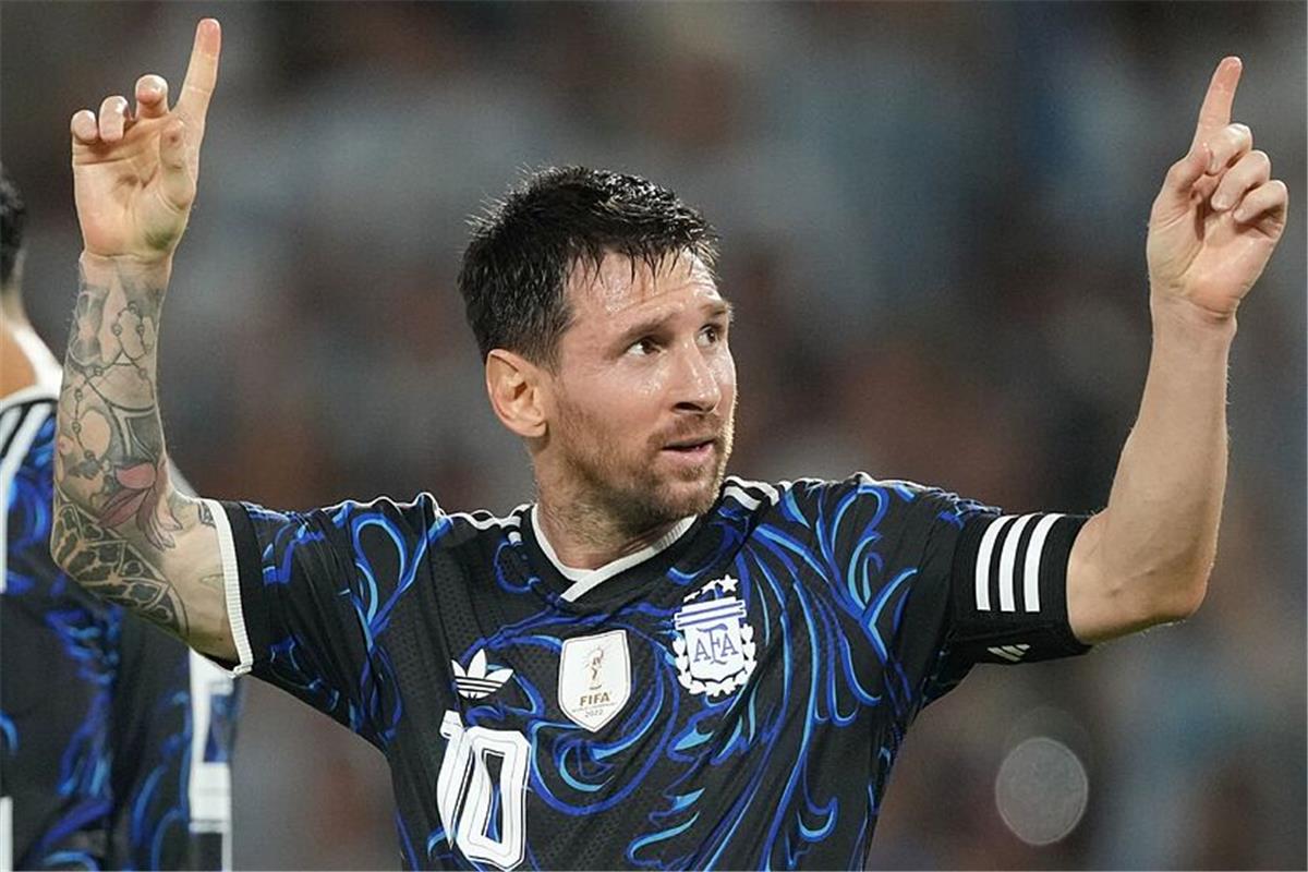 فيديو | الأرجنتين تمطر شباك زامبيا بخماسية والبرازيل ترد اعتبارها أمام كرواتيا