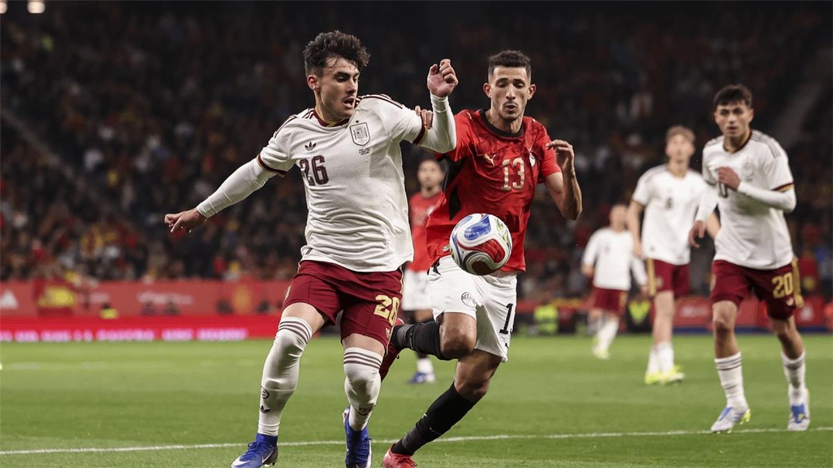 نرفض التشكيك في سمعتنا.. رد رسمي من إسبانيول على أحداث مباراة مصر وإسبانيا