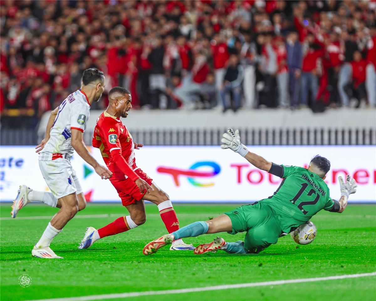 طاقم تحكيم مصري يقود قمة اتحاد العاصمة وآسفي في نصف نهائي الكونفدرالية