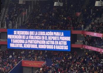 بعد واقعة مصر وإسبانيا أبرز 10 حوادث عنصرية في ملاعب كرة القدم