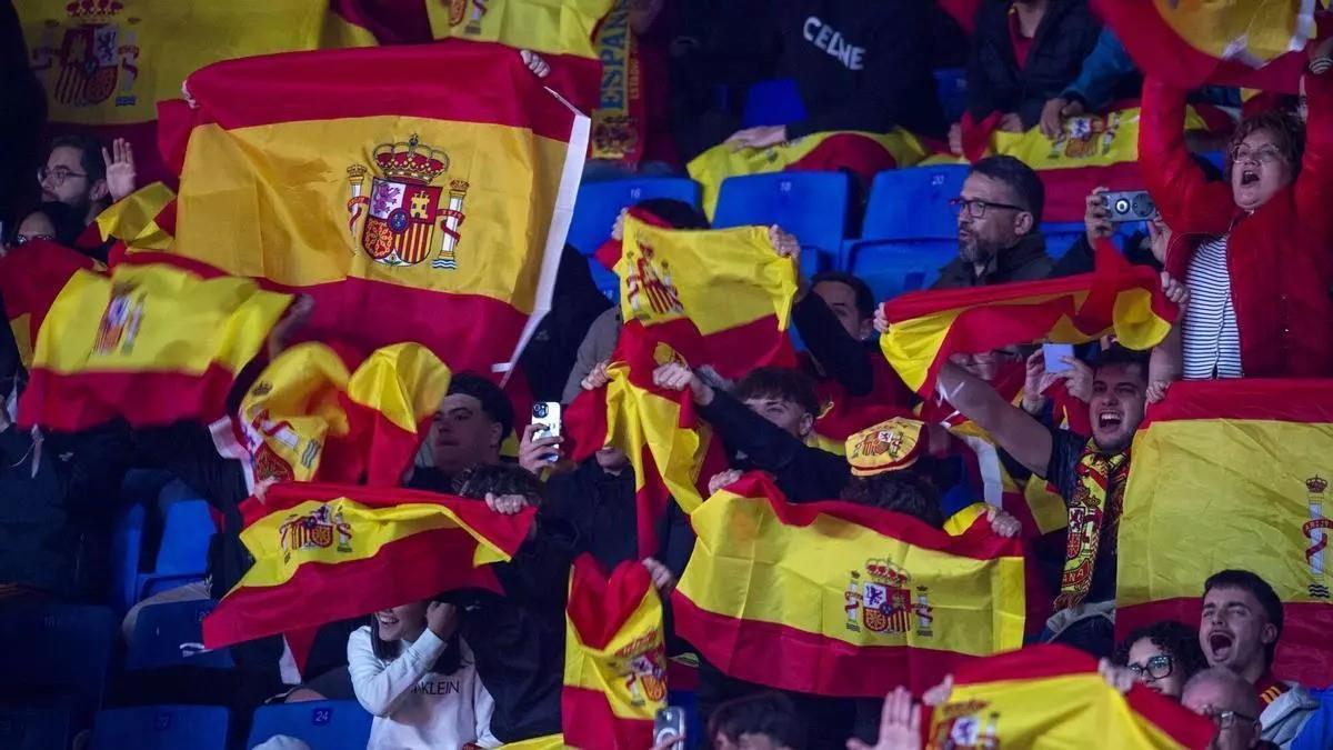 اتحاد الجاليات الإسلامية في كتالونيا يدين أحداث مباراة مصر وإسبانيا