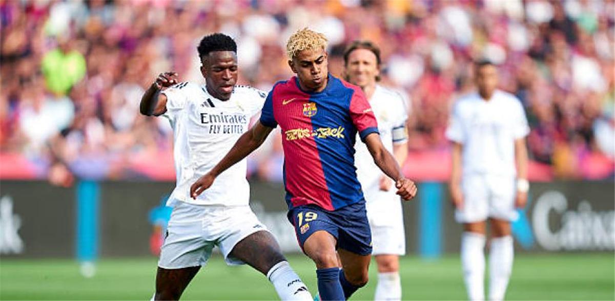 فينيسيوس جونيور يدعم لامين يامال بعد مباراة مصر وإسبانيا