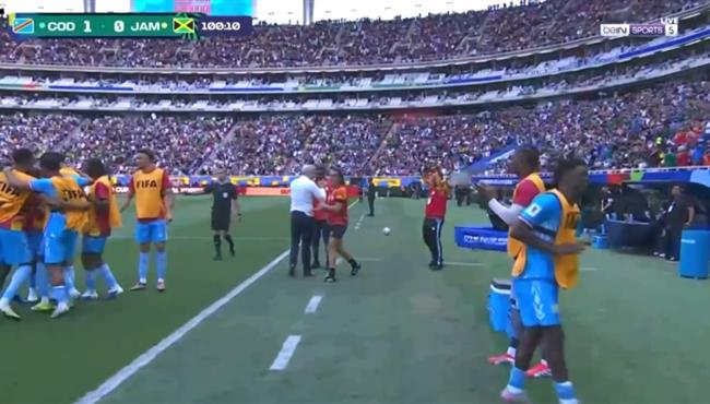 هدف الكونغو الديمقراطية الاول في مرمي جامايكا بملحق تصفيات كاس العالم