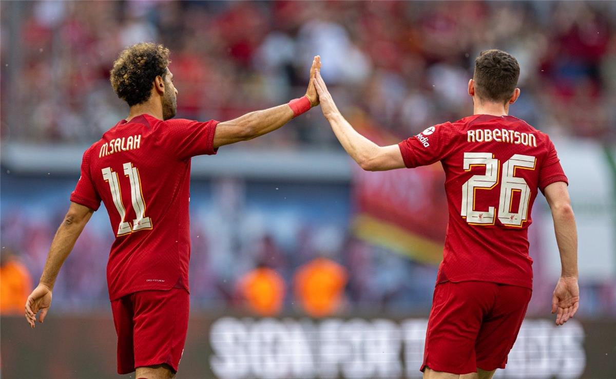 رد فعل روبرتسون على رسالة محمد صلاح العاطفية قبل رحيله عن ليفربول