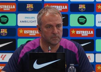 فليك هذا ليس وقت الحديث عن تجديد عقد لاعب برشلونة ولن أضيع وقتي بالرد على أربيلوا