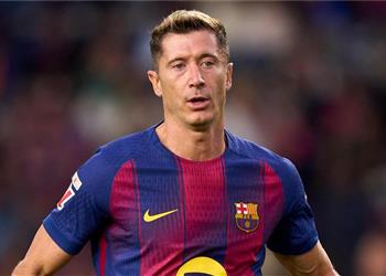 برشلونة يحسم مصير روبرت ليفاندوفسكي مع الفريق