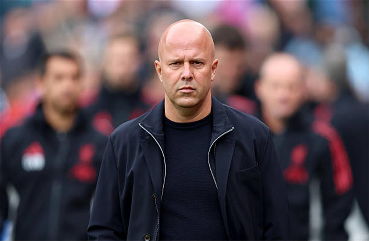 سلوت يتحدث عن رحيل محمد صلاح.. ويؤكد: أشعر بدعم ليفربول لي