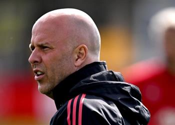 سلوت يوضح سبب عودة محمد صلاح لتشكيل ليفربول أمام فولهام