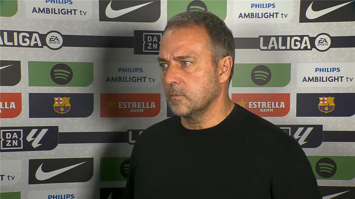 فليك يبرر تواجد بيدري وجافي في تشكيل برشلونة أمام إسبانيول