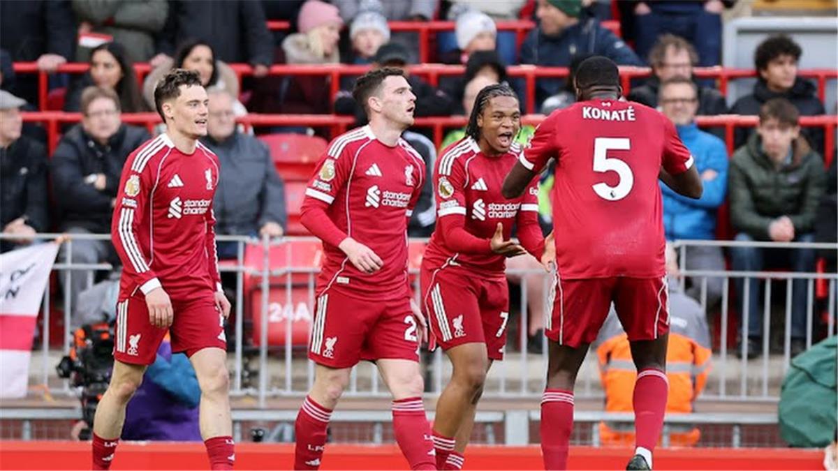 نجوموها بعد تألقه أمام فولهام: ليفربول أكبر ناد في العالم.. وحصلت على ثقة الجميع