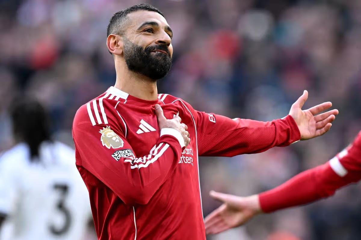 ستيف نيكول يختار خط هجوم ليفربول المثالي أمام باريس سان جيرمان.. موقف محمد صلاح