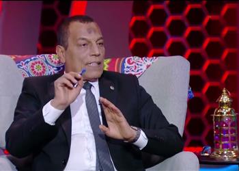 ناصر عباس الاستماع لمحادثات الفار حق للأندية ويبرر تواجده مع وفد الأهلي