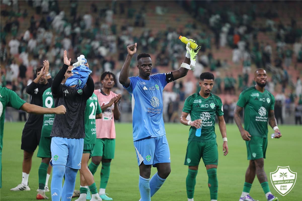  الأهلي السعودي يفوز على الدحيل ويتأهل إلى ربع نهائي دوري أبطال آسيا 