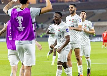 فيديو الأهلي الإماراتي يفوز على تراكتور الإيراني بثلاثية في دوري أبطال آسيا