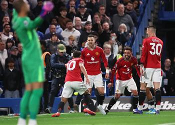 فيديو مانشستر يونايتد يتخطى تشيلسي بصعوبة في الدوري الإنجليزي