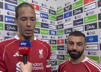 فيديو محمد صلاح مندهش ا من فان دايك هل أخبرك سلوت بشيء ما عني