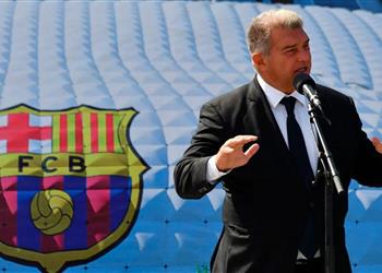 لابورتا علاقتنا مع ريال مدريد متوترة للغاية وبرشلونة عقدتهم