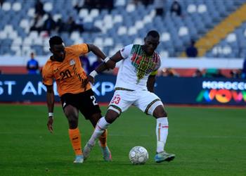 محمد سيسوكو يوضح سبب تعاقد فالنسيا مع ديانج