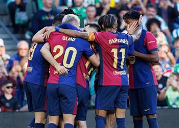 برشلونة يسعى للتعاقد مع مهاجم عربي في الموسم المقبل