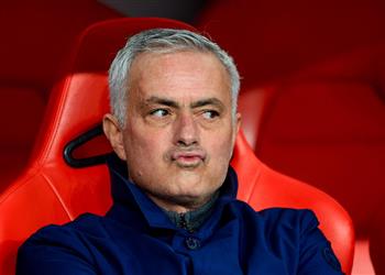مورينيو يثير الغموض بشأن إمكانية عودته إلى تدريب ريال مدريد