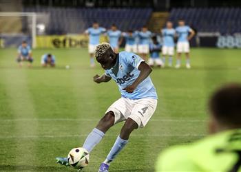 خاص مفاجأة من بلغاريا لاعب نيجيري يكشف كواليس ارتباطه بـ الأهلي
