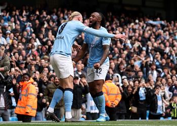 فيديو سيمينيو يسجل هدف مانشستر سيتي الثالث أمام ليفربول