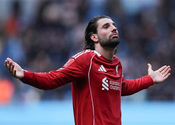 فيديو جماهير ليفربول تثير إحباط سوبوسلاي بعد الهزيمة أمام مانشستر سيتي