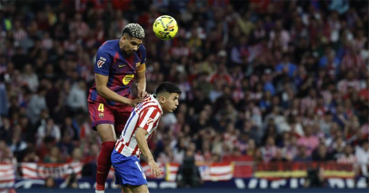 سبب استبدال أراوخو بعد هدف أتلتيكو مدريد الأول أمام برشلونة