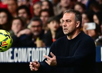 بعد مشاركته بديل ا لاعب برشلونة يغادر مصاب ا أمام أتلتيكو مدريد