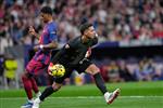حارس أتلتيكو مدريد يحذر برشلونة قبل صدام دوري أبطال أوروبا: فزتم بالحظ