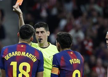 لاعب أتلتيكو مدريد عن إلغاء طرد جيرارد مارتن لو فعلت مثله لخرجت من الملعب