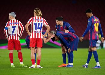 برشلونة يعلن تشخيص إصابتي أراوخو وبيرنال وموقفهما من مواجهة أتلتيكو مدريد