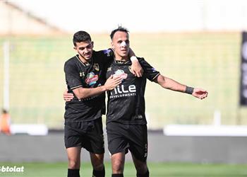 فيديو من تسديدة رائعة ناصر منسي ي سجل هدف الزمالك الثالث أمام المصري