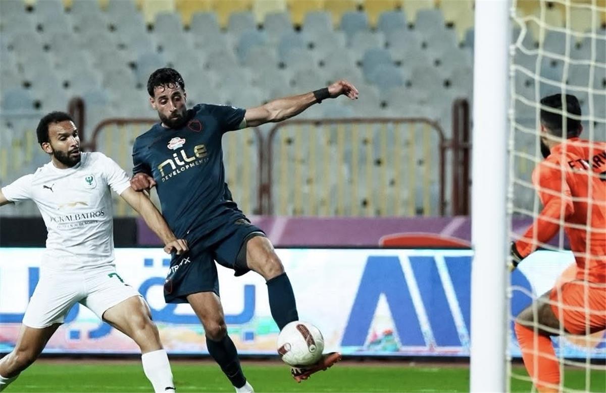 فيديو | الزمالك يُمطر شباك المصري برباعية ويتربع على صدارة الدوري 