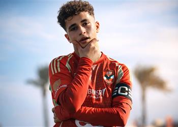 بلال عطية خامس سفراء مصر في الملاعب الإسبانية ما علاقة راسينج سانتاندير بـ كوبر والركراكي