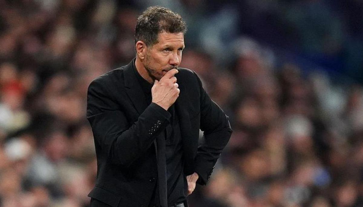 8 لاعبين يربكون حسابات سيميويني خلال مواجهة أتلتيكو مدريد وبرشلونة في دوري أبطال أوروبا