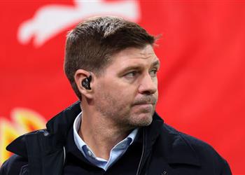 جيرارد يختار لاعب الموسم في ليفربول ويصر ح مستقبل سلوت لا يتوقف على باريس سان جيرمان