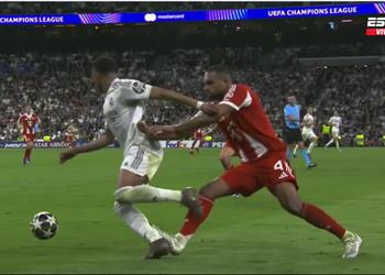 خبير تحكيمي يوضح مدى صحة عدم طرد لاعب بايرن ميونخ أمام ريال مدريد