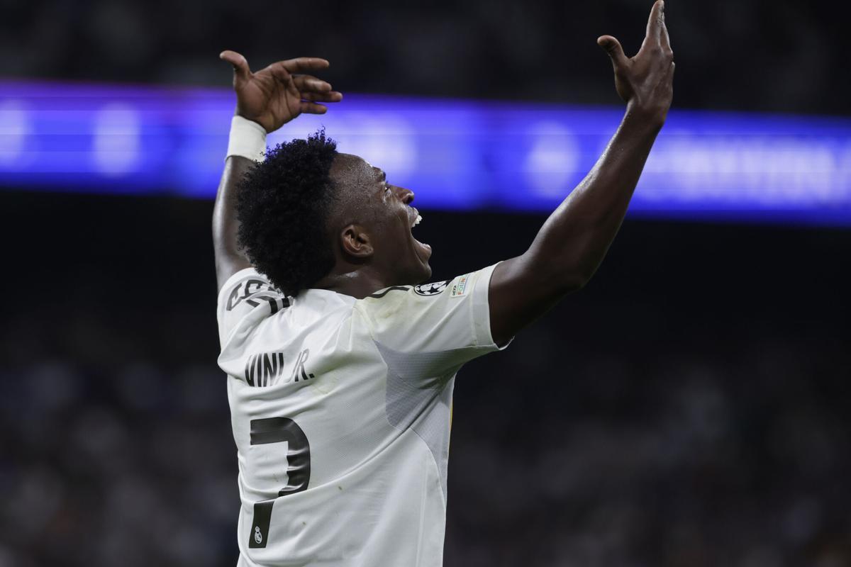 فان دير فارت ينتقد فينيسيوس أمام بايرن ميونخ: أصبح يثير غضبي عندما أراه