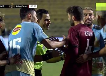 لجنة الحكام لـ بطولات محمود وفا لم يخطئ في مباراة الأهلي وسيراميكا كليوباترا