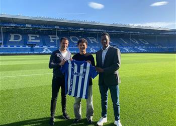 رسميا ديبورتيفو ألافيس يعلن تعاقده مع جوهرة مصرية جديدة