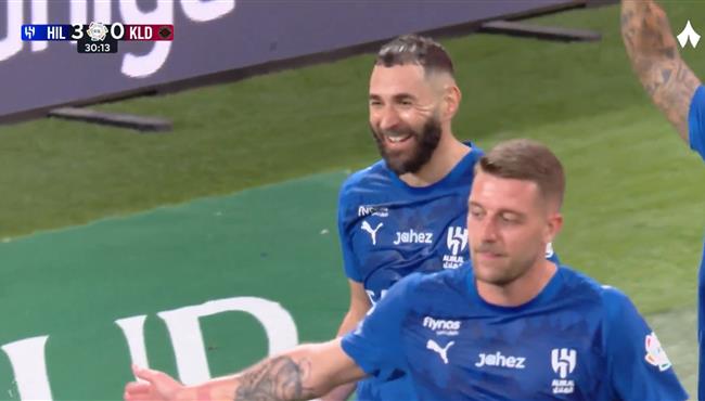 هدف كريم بنزيما الثاني في مرمي الخلود بالدوري السعودي