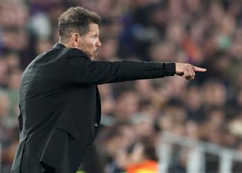 سيميوني برشلونة سيجعلنا نعاني في الإياب ومنطق اللعبة يبرر قرار الحكم