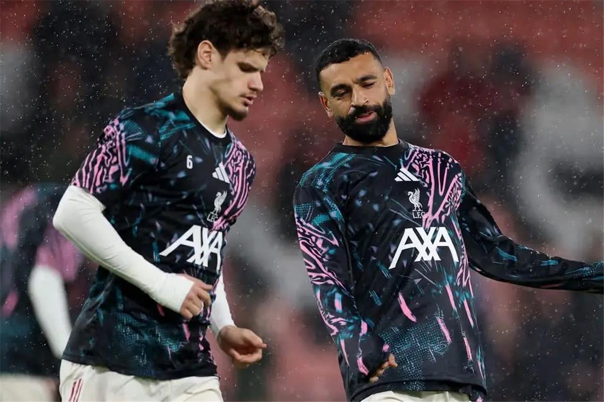 كيركيز: رحيل محمد صلاح يحزنني.. وسأحاول الاستمتاع بنهاية مسيرته معنا