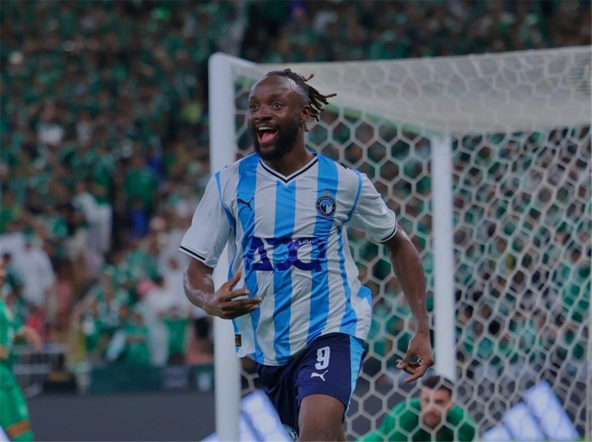 موقع الملاعب : تشكيل بيراميدز أمام زد في نهائي كأس مصر.. فيستون ماييلي يقود الهجوم