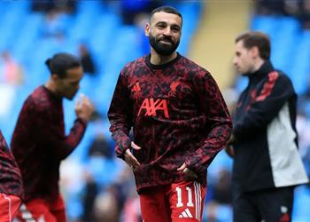 ليفربول يعلن عن تكريم خاص لـ محمد صلاح وروبرتسون أمام برينتفورد